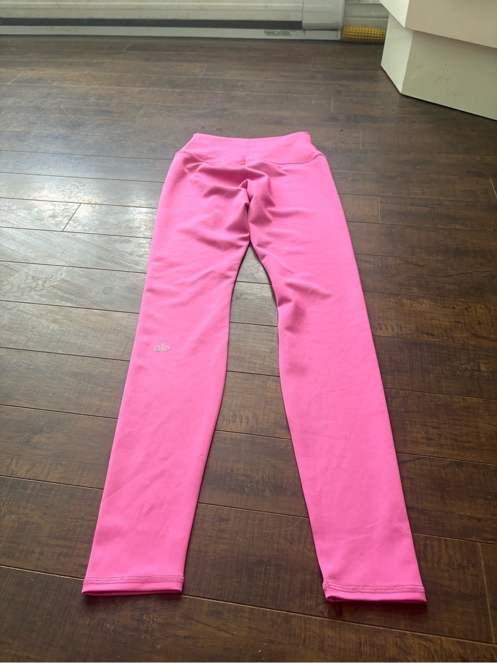 ALO high waisted Airlift pink leggings - Picture 11 of 13